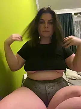 Snapshot of ShappireJoy chatting on February 9, 2026, 10:47 pm ShappireJoy online show from February 9, 2026, 10:47 pm