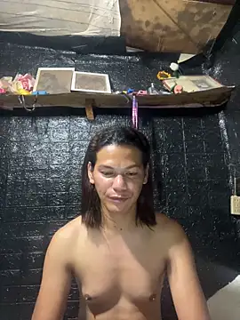 Snapshot of HugeAgatha chatting on February 12, 2026, 7:31 pm HugeAgatha online show from February 12, 2026, 7:31 pm