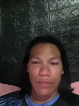 HugeAgatha online show from March 18, 2026, 9:40 pm