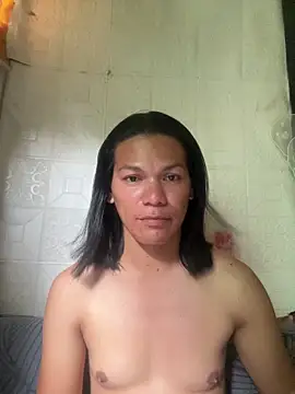 HugeAgatha online show from March 26, 2026, 5:35 am