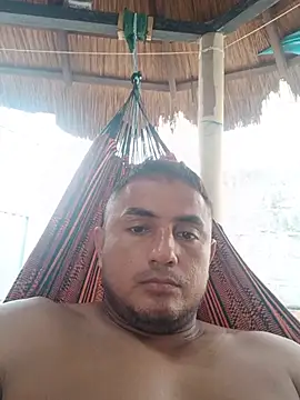 Snapshot of knox_zeque chatting on July 6, 2026, 12:46 pm knox zeque online show from July 6, 2026, 12:46 pm