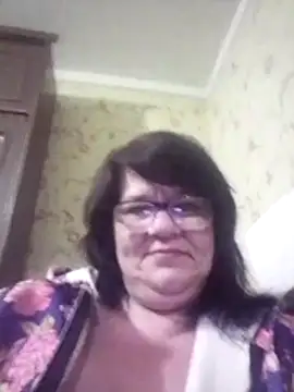 NysiOlsen online show from April 16, 2026, 9:39 pm