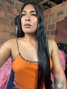 Snapshot of _sweetdanny_ chatting on June 7, 2026, 6:44 pm sweetdanny online show from June 7, 2026, 6:44 pm