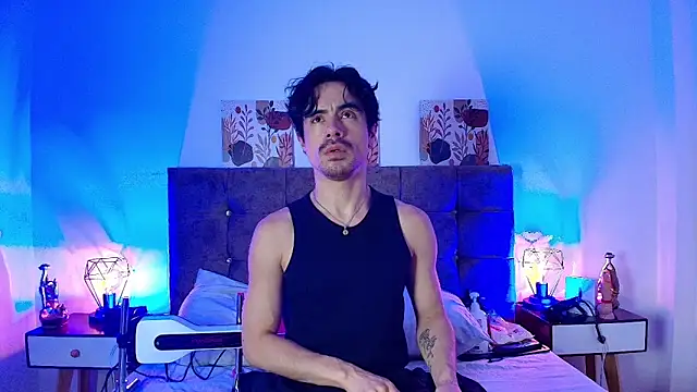 Snapshot of Ethan_Briggs_ chatting on May 13, 2026, 3:37 am Ethan Briggs online show from May 13, 2026, 3:37 am