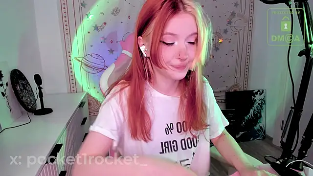 Snapshot of _PocketRocket_ chatting on June 18, 2026, 12:44 am PocketRocket online show from June 18, 2026, 12:44 am