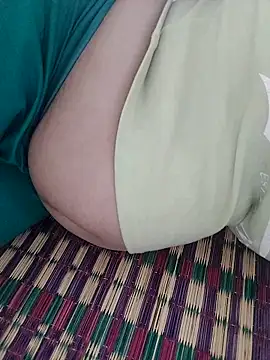 TamilDreamgirl08 online show from April 1, 2026, 5:30 am