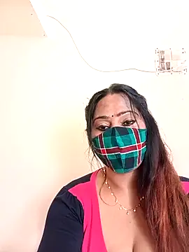 Your-Sasha7 online show from February 5, 2026, 5:56 am