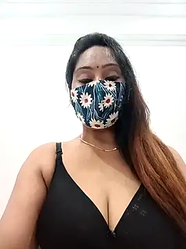 Your-Sasha7 online show from April 22, 2026, 6:16 am