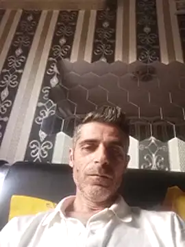 Snapshot of Ianne150 chatting on January 17, 2026, 6:51 am Ianne150 online show from January 17, 2026, 6:51 am