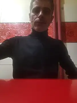 Snapshot of Ianne150 chatting on February 18, 2026, 6:04 pm Ianne150 online show from February 18, 2026, 6:04 pm