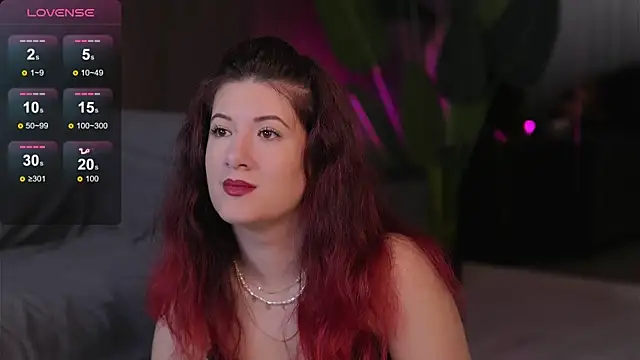 EvaMo0n online show from February 8, 2026, 5:11 am