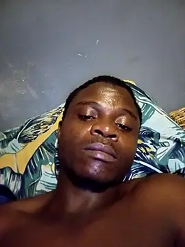 Snapshot of dicklife3485 chatting on February 13, 2026, 9:33 pm dicklife3485 online show from February 13, 2026, 9:33 pm