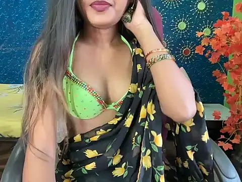 Brown-beauty online show from June 25, 2026, 1:04 pm