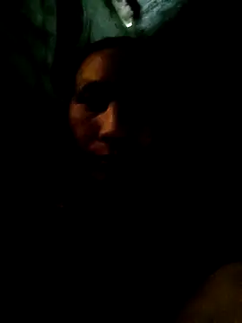 Snapshot of Diana-02 chatting on May 3, 2026, 2:28 am Diana-02 online show from May 3, 2026, 2:28 am