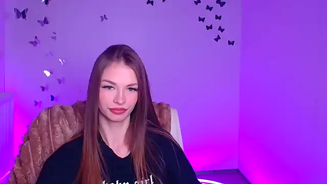 Snapshot of Lina_Loveuu chatting on February 12, 2026, 12:33 pm Lina Loveuu online show from February 12, 2026, 12:33 pm