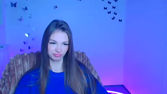 Snapshot of Lina_Loveuu chatting on February 13, 2026, 12:34 pm Lina Loveuu online show from February 13, 2026, 12:34 pm