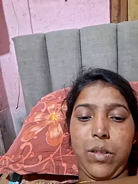 Snapshot of riyadas554321 chatting on February 19, 2026, 6:20 am riyadas554321 online show from February 19, 2026, 6:20 am