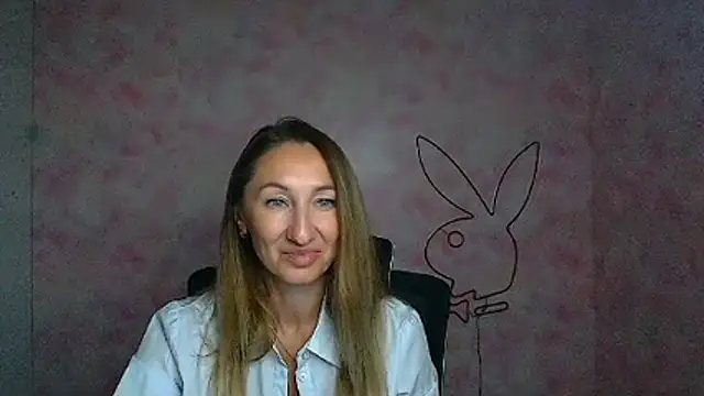 Diana Sweeet  online show from March 18, 2026, 6:27 am