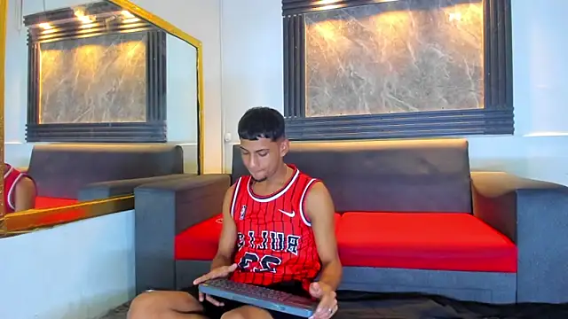 Snapshot of ALEX_KEITH26 chatting on March 26, 2026, 7:41 pm ALEX KEITH26 online show from March 26, 2026, 7:41 pm