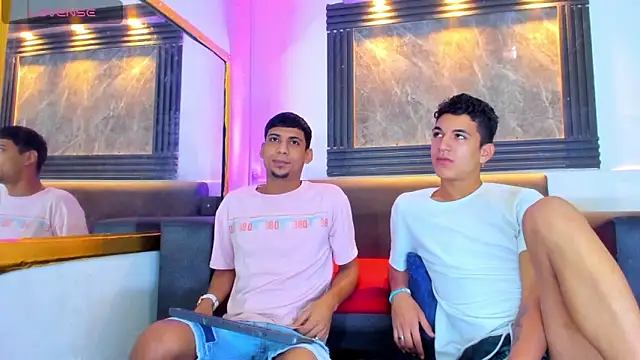 Snapshot of ALEX_KEITH26 chatting on April 15, 2026, 11:50 am ALEX KEITH26 online show from April 15, 2026, 11:50 am