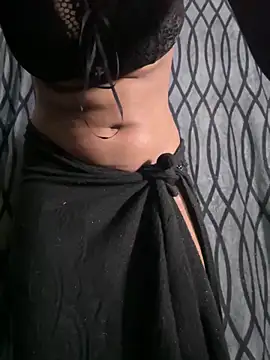 Sassyreyaaa online show from April 4, 2026, 7:22 pm