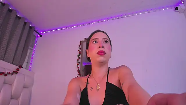 Snapshot of dirty_sexx_ chatting on February 10, 2026, 6:45 pm dirty sexx online show from February 10, 2026, 6:45 pm