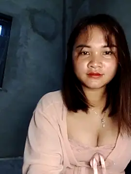 Lisakeem online show from March 22, 2026, 1:09 am