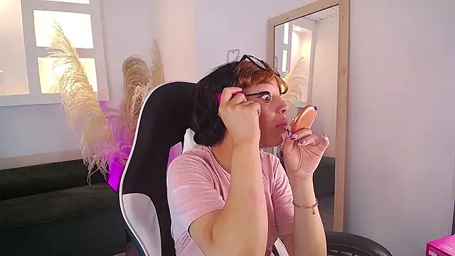 melodyy as online show from March 17, 2026, 1:14 pm