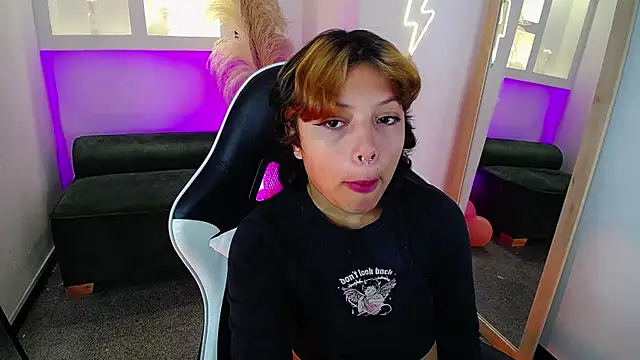 melodyy as online show from April 27, 2026, 1:09 pm