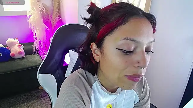melodyy as online show from June 25, 2026, 12:31 pm