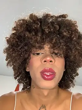 julietha sexy online show from February 11, 2026, 6:18 am