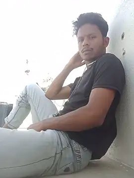 Snapshot of stylee_satheesh chatting on May 16, 2026, 10:58 am stylee satheesh online show from May 16, 2026, 10:58 am