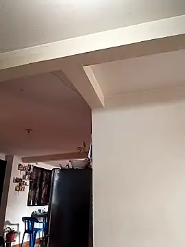 LauraHorny69 online show from April 9, 2026, 4:01 pm