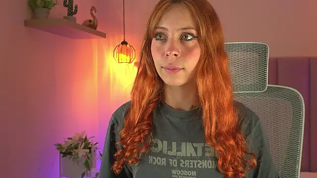 Snapshot of Maxiine chatting on February 1, 2026, 11:53 am Maxiine online show from February 1, 2026, 11:53 am