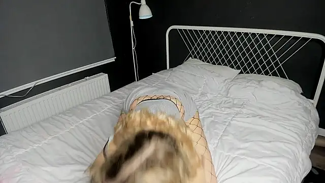 lovely dovelyyy online show from February 21, 2026, 2:51 pm