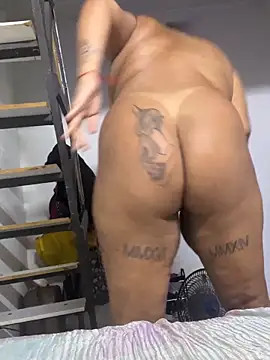 Snapshot of MorenaCariok chatting on March 2, 2026, 5:19 am MorenaCariok online show from March 2, 2026, 5:19 am