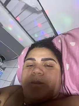 Snapshot of MorenaCariok chatting on April 15, 2026, 4:14 pm MorenaCariok online show from April 15, 2026, 4:14 pm