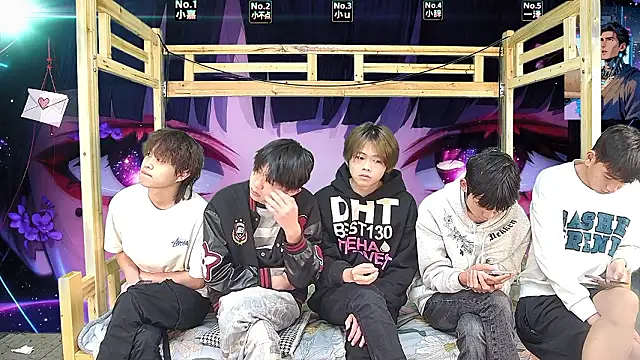 xiaohuangren01 online show from March 23, 2026, 1:20 am