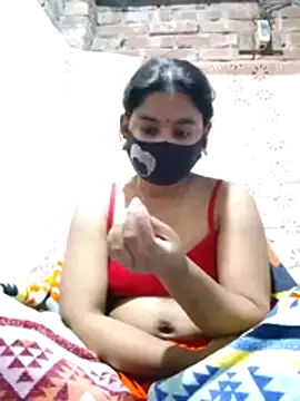 Hot Sweeti online show from February 11, 2026, 11:37 am