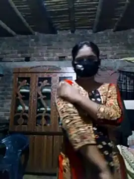 Hot Sweeti online show from February 23, 2026, 1:19 pm