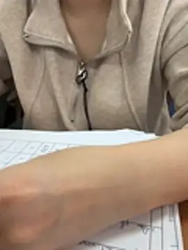 Snapshot of Donna9696 chatting on March 11, 2026, 1:33 am Donna9696 online show from March 11, 2026, 1:33 am