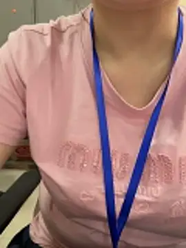 Snapshot of Donna9696 chatting on March 24, 2026, 1:54 am Donna9696 online show from March 24, 2026, 1:54 am