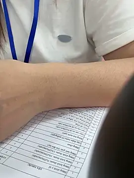 Snapshot of Donna9696 chatting on April 1, 2026, 2:34 am Donna9696 online show from April 1, 2026, 2:34 am