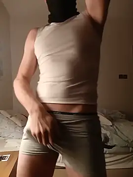 Snapshot of maskedhunk chatting on May 16, 2026, 10:30 pm maskedhunk online show from May 16, 2026, 10:30 pm