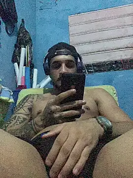 Snapshot of Wicy23 chatting on June 11, 2026, 2:11 am Wicy23 online show from June 11, 2026, 2:11 am