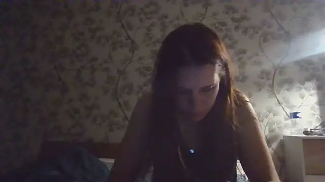 Snapshot of NyraLuna chatting on April 21, 2026, 7:50 pm NyraLuna online show from April 21, 2026, 7:50 pm