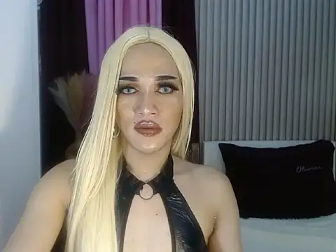 Snapshot of Kendalllust chatting on May 27, 2026, 2:25 pm Kendalllust online show from May 27, 2026, 2:25 pm