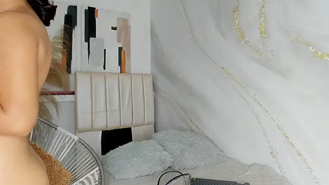 sofia laverde online show from April 4, 2026, 7:22 pm