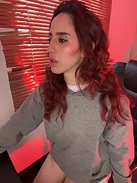 elodie rouge online show from February 23, 2026, 1:19 pm