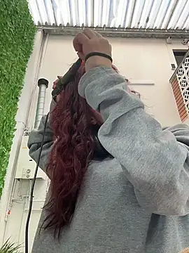 elodie rouge online show from February 27, 2026, 12:16 pm